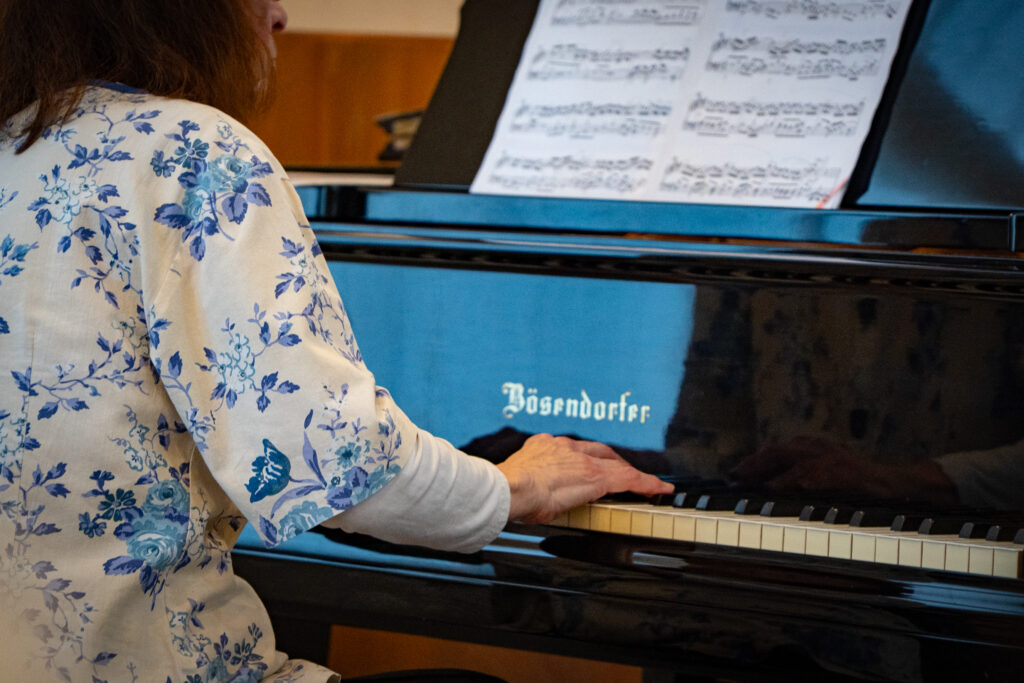 Baptême Chloé église adventiste bienne